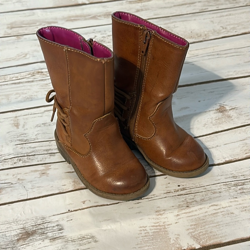 Girls brown boots- size 6